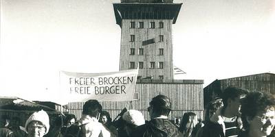 Öffnung der Grenzanlagen auf dem Brocken am 3. Dezember 1989 ©Städtisches Museum Halberstadt