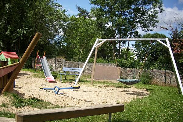 KITA_Kunterbunt_Spielplatz