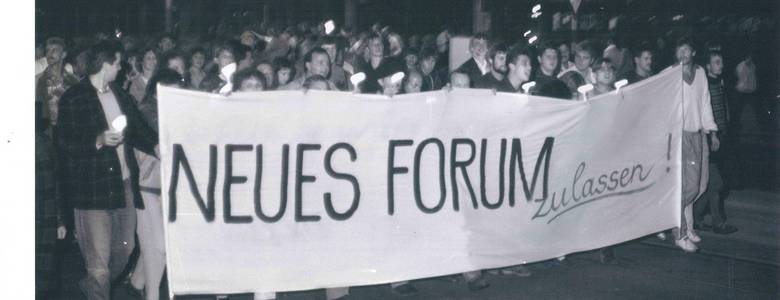 Demonstrationszug durch Halberstadt, Herbst 1989.