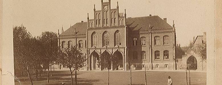 Martineum Gymnasium, Schule, ehemaliges Realgymnasium am Johannesbrunnen 34, 1891